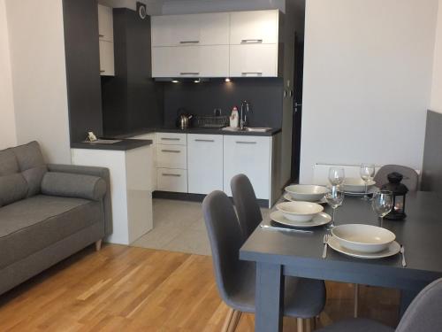 Apartament na Miłej - image 5