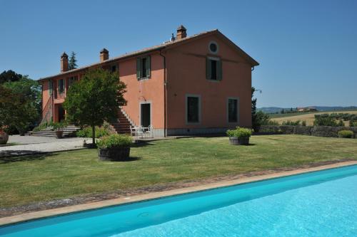 Villa Augusta Sleeps 14 Exclusive Pool - Accommodation - San Venanzo