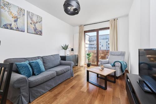 Nowa Tęczowa Apartments Promenada Staromiejska by Noclegi Renters, Breslau