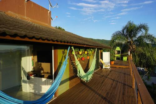 Cobertura em Floripa com vista pra Lagoa