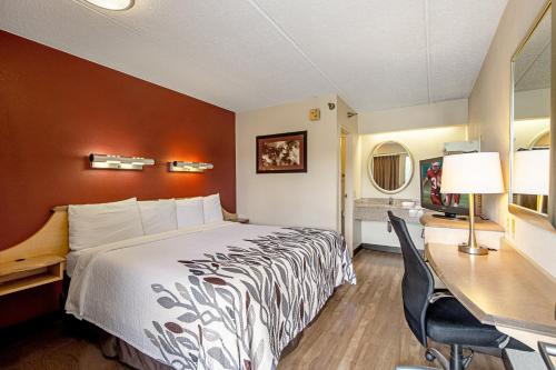 1 queen bed