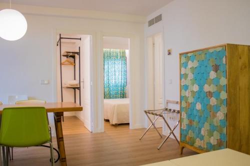 Apartamentos Poniente Playa - image 11
