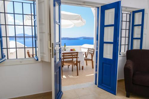 Top Oia - image 8