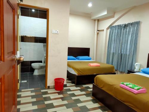 Ria Cameron Hotel