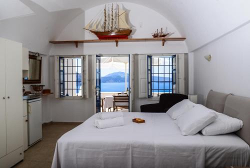 Top Oia - image 11