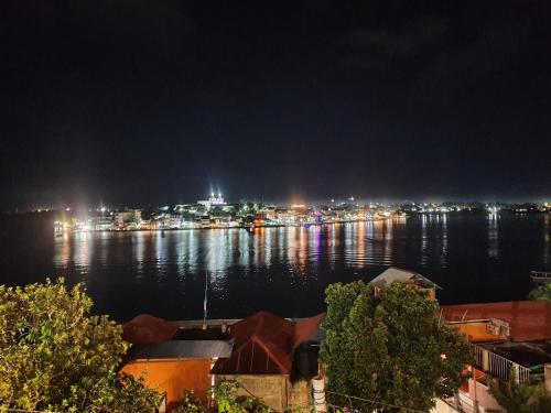 APARTHOTEL VISTA LAGO in Peten