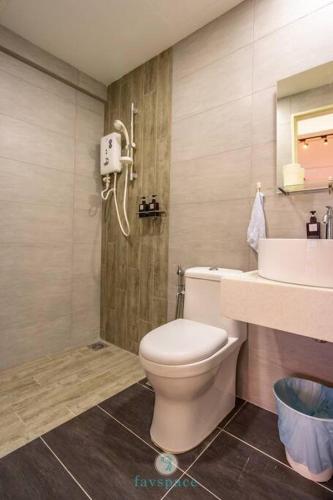 Insta-worthy Private Condo + Free 2 Parkings - Jalan Ampang - T2