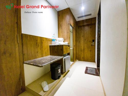 格蘭德帕里瓦酒店 (Hotel Grand Parivaar) in 伊加特普里