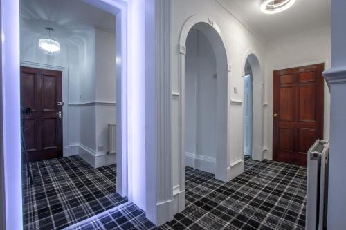 PAISLEY APARTMENT NEAR GLASGOW AIRPORT