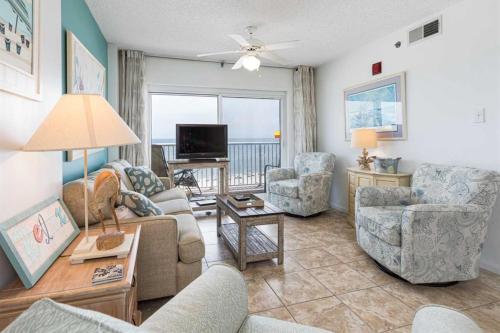 Tradewinds by Meyer Vacation Rentals - image 8