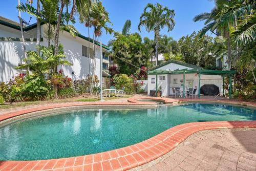 Costa Royale Beachfront Apartment