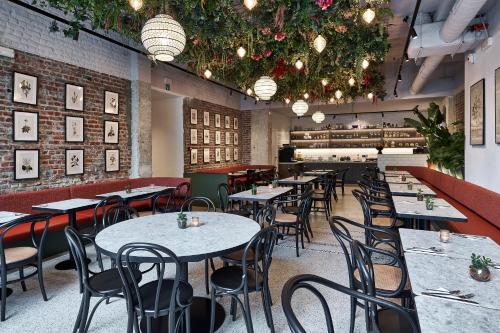 อาหารและเครื่องดื่ม, โรงแรมเออร์เบิน ยาร์ด (Urban Yard Hotel) in บรัสเซลส์