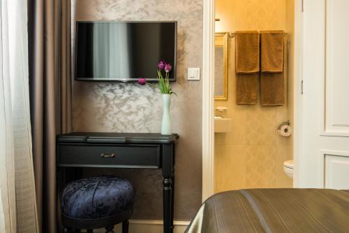 Single Room image 5