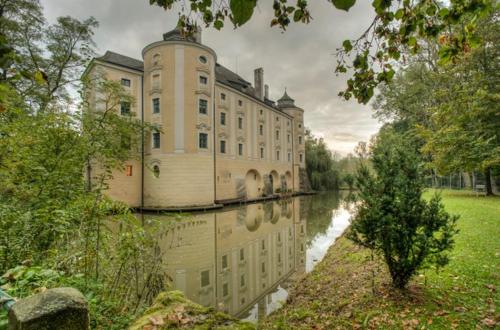 Gästehaus Schloss Bernau in Fischlham