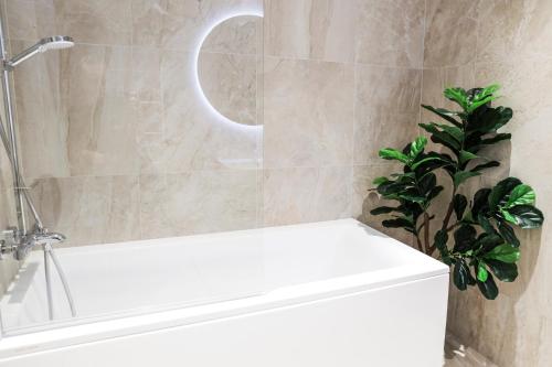 Kadriorg Plaza 2 bedroom FREE Parking, Tallinn (photo 10)