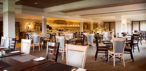 레스토랑, Riverside Sun in 밴더바일 파크