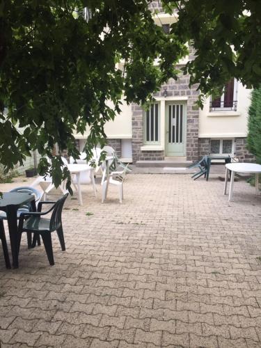 Location Le Pim's à "La Feuillée" pour 2 à 3 pers Mont-Dore 2 étoiles