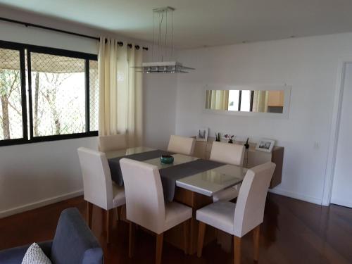 Amazing Penthouse in Sao Paulo, Morumbi área. (Amazing Penthouse in Sao Paulo, Morumbi area.) in วีลาอันดราเด