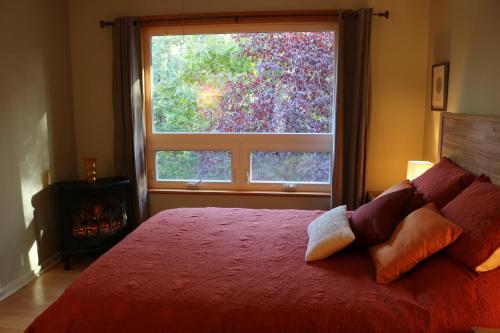 Five Elements Lodge B&B with Outdoor Spa