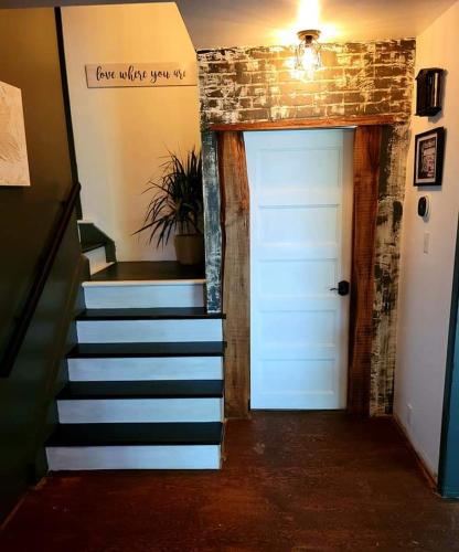 . Maple Ridge Inn B&B