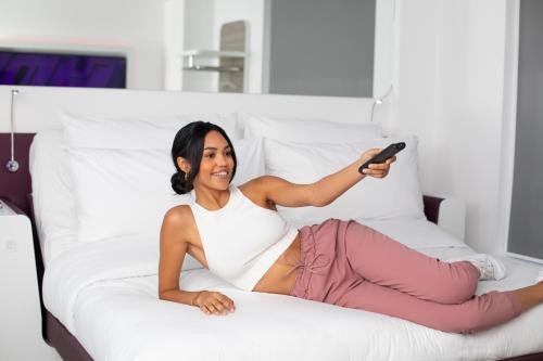 YOTEL London Clerkenwell St Paul's - image 5