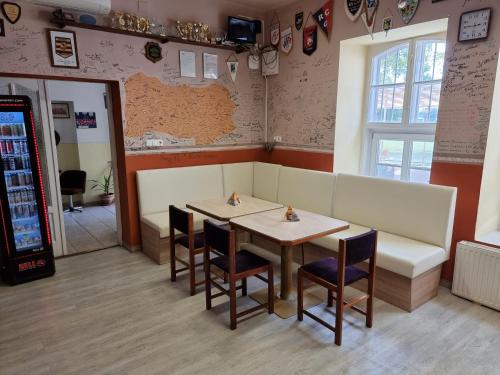 Rugby Club Hostel - main image