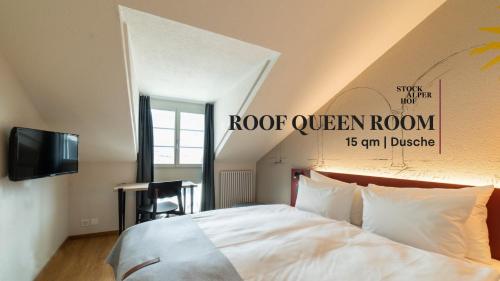 Roof Queen Room