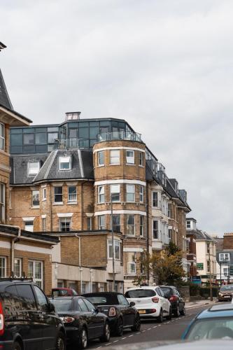 Westcliff Penthouse - image 6