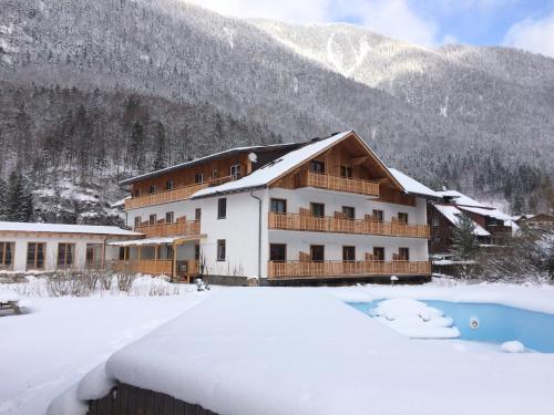 Seehotel am Hallstättersee modern rooms