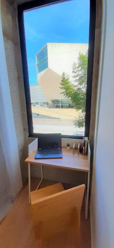 Deluxe Double Room with Two Double Beds image 4