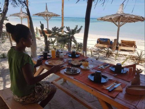 Mada Surf Ranch in Anakao