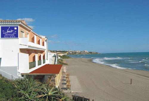  Apartamentos La Dorada, Pension in La Cala de Mijas