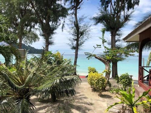 Samudra Beach Chalet 2