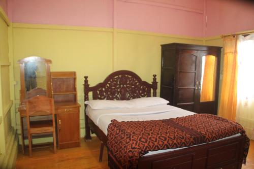 . Lucas Lodge