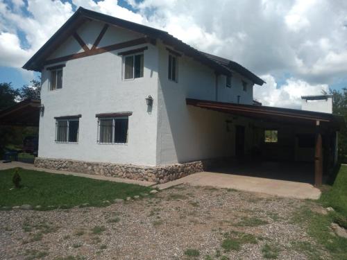 2 bedrooms, 5 beds