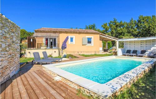 Stunning Home In Saint-saturnin-ls-apt With 3 Bedrooms, Wifi And Outdoor Swimming Pool