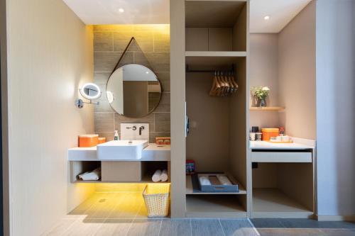 Superior Double Room image 3
