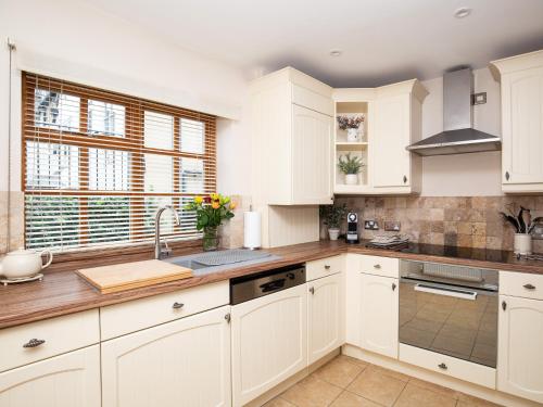 Teagles Cottage - image 11