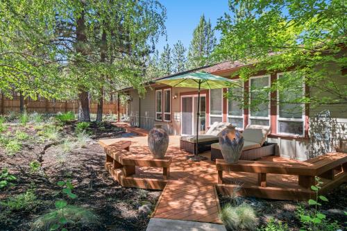Big Bear with Patio with Fire Pit - image 2