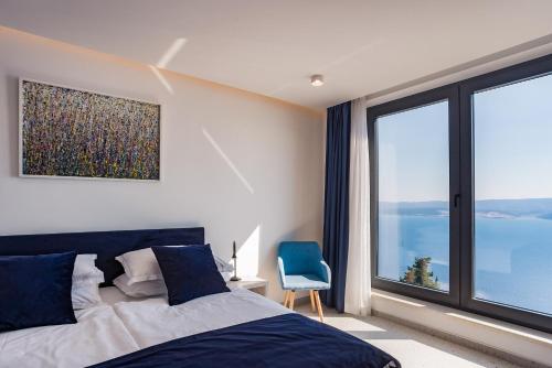 Villa Dispet with heated pool, jacuzzi, sauna and cinema