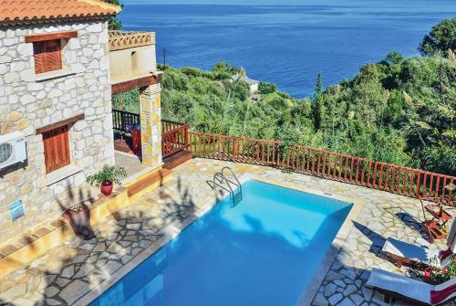  Eleni Vassilikos Zakynthos in Xirokástellon