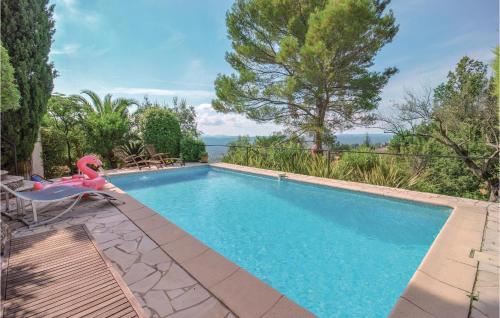 Four-Bedroom Holiday Home in Tourrettes gîte à louer Mons