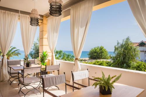 Food and beverages, Makis Hotel Skala in Skala