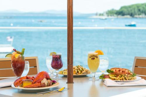 Bar Harbor Inn and Spa - 레스토랑