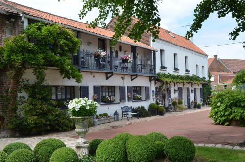Maison d'Hôtes - Le Domaine de la Frênaie chambre d'hôte Gommegnies