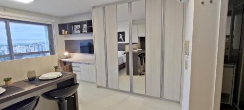 7th Avenue Oxford - Com sacada - 7th044