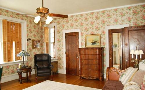 Albanus Phillips Inn
