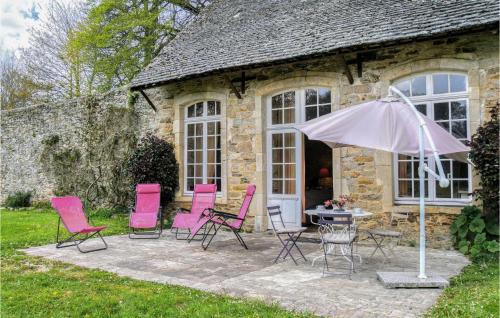 B&B Gonneville - Nice Home In Gonneville-le-theil With 3 Bedrooms And Wifi - Bed and Breakfast Gonneville