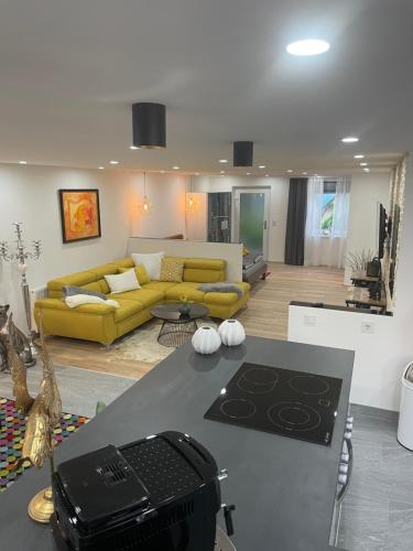 außergewöhnliche Kellerloft (außergewohnliche Kellerloft) in อาร์ซล