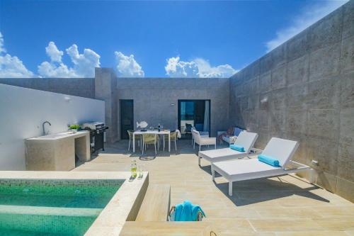 Incredible Ocean view Penthouse just steps from the beach - BG2 C5